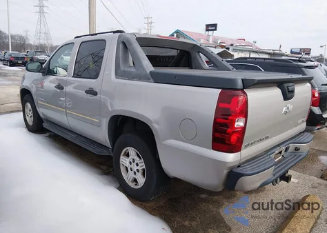 2007 Chevrolet Avalanche 1500 Ls из США, поврежденный, VIN 3GNEC12087G182432